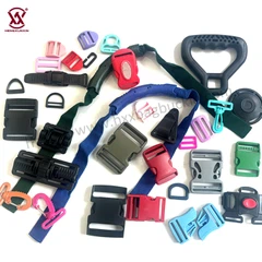 プラスチックバックル